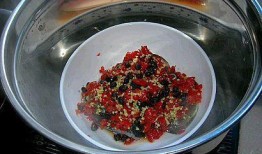剁椒鱼头爆料视频,揭秘网红美食背后的制作秘籍与风味传奇