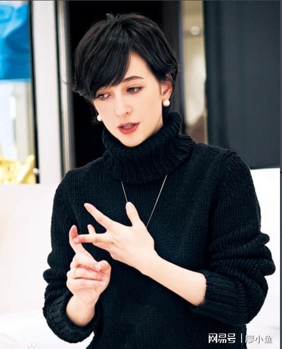 娱乐吃瓜酱22岁的时候,22岁青春岁月的璀璨瞬间